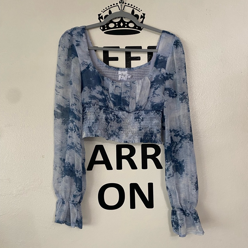 Princess Polly | Blue Printed Cropped Long Sleeve Size 8